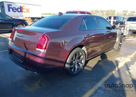 2021 Chrysler 300 Touring из США, поврежденный, VIN 2C3CCAAG5MH620533